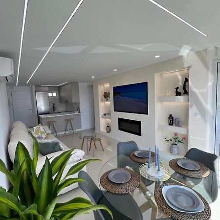 Luxury Bonanza Apartment เบนัลมาเดนา ภายนอก รูปภาพ