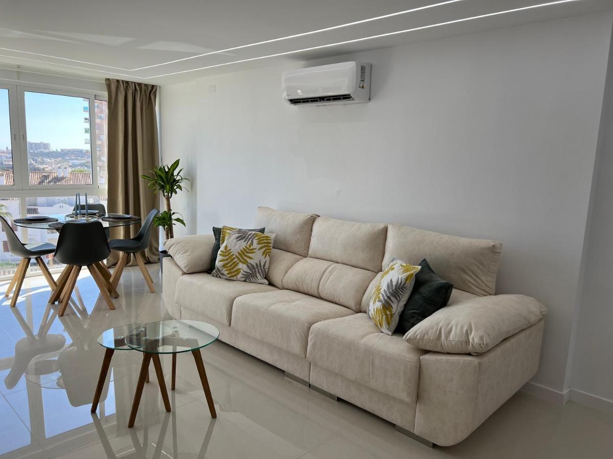 Luxury Bonanza Apartment เบนัลมาเดนา ภายนอก รูปภาพ