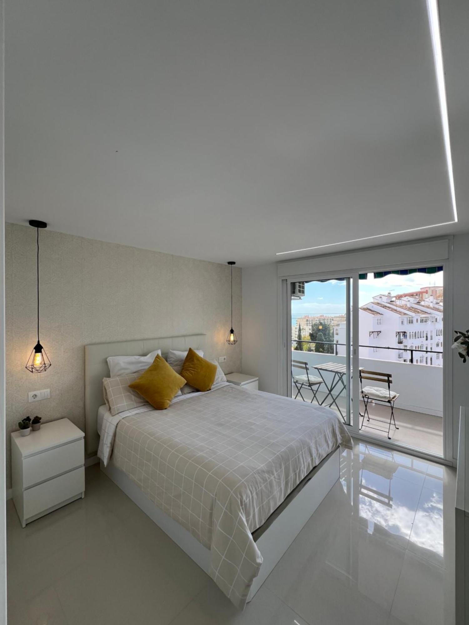 Luxury Bonanza Apartment เบนัลมาเดนา ภายนอก รูปภาพ